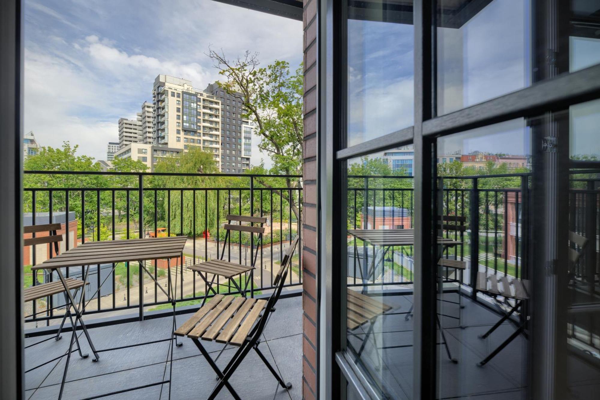 Aboutartapartments - By The River Вроцлав Екстериор снимка